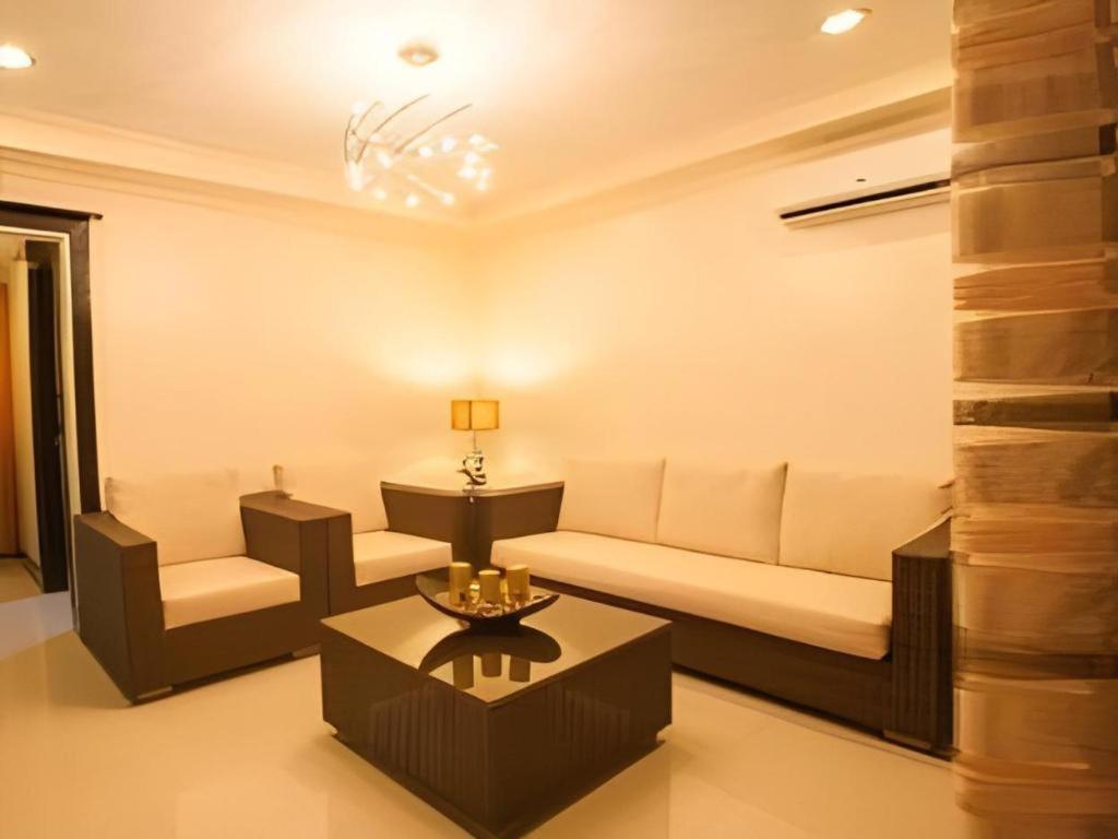 L Square Hotel Tarlac City Экстерьер фото