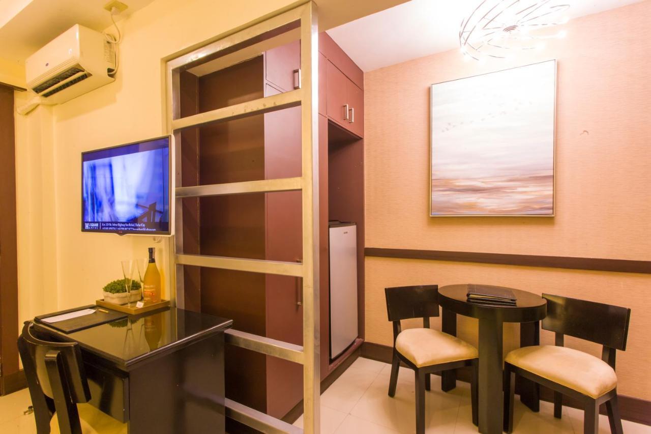 L Square Hotel Tarlac City Экстерьер фото